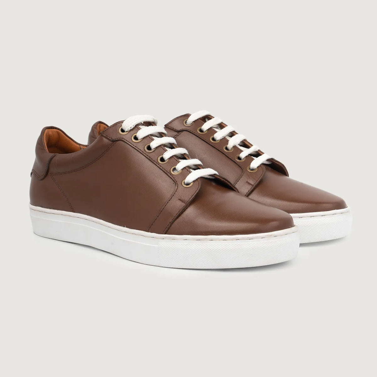 Carter Runn Marrón Zapatillas de cuero para Hombre For Men in Brown Full-Grain Leather - Vista de perfil | Comprar online