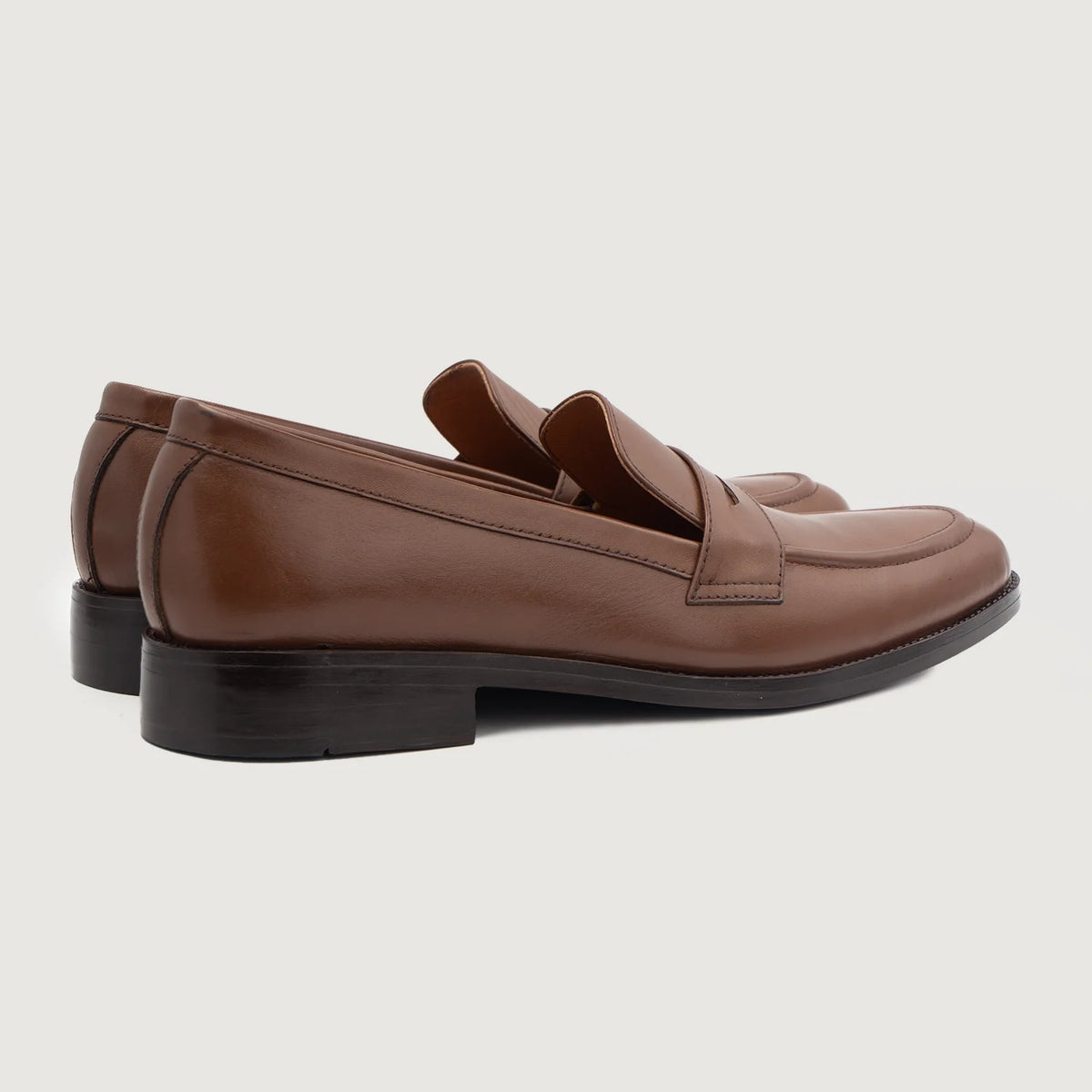 Baxton Marrón Mocasines de cuero para Hombre - Contrafuerte de talón reforzado y doble costura de precisión