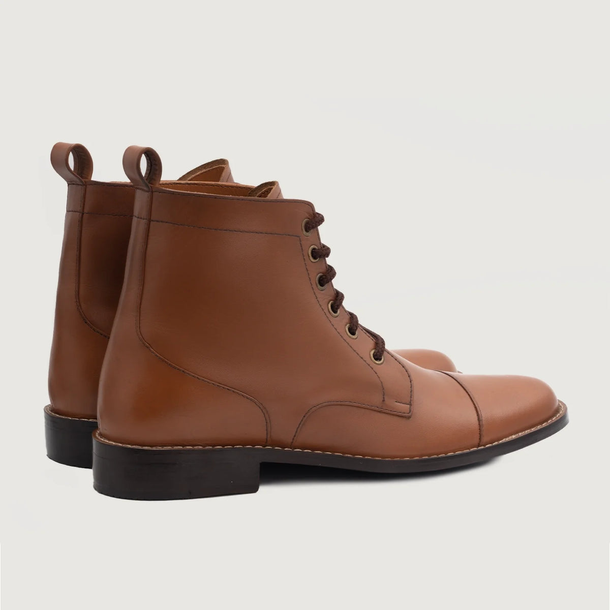 Knight Derby Tostado Botas de cuero para Hombre For Men - Contrafuerte de talón reforzado y doble costura de precisión