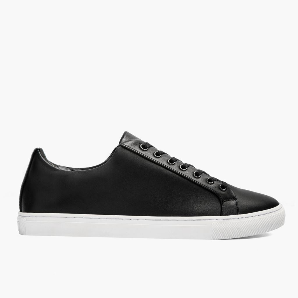 Black Full-Grain leather Sneakers - Construcción cosida Goodyear y puntera delantera