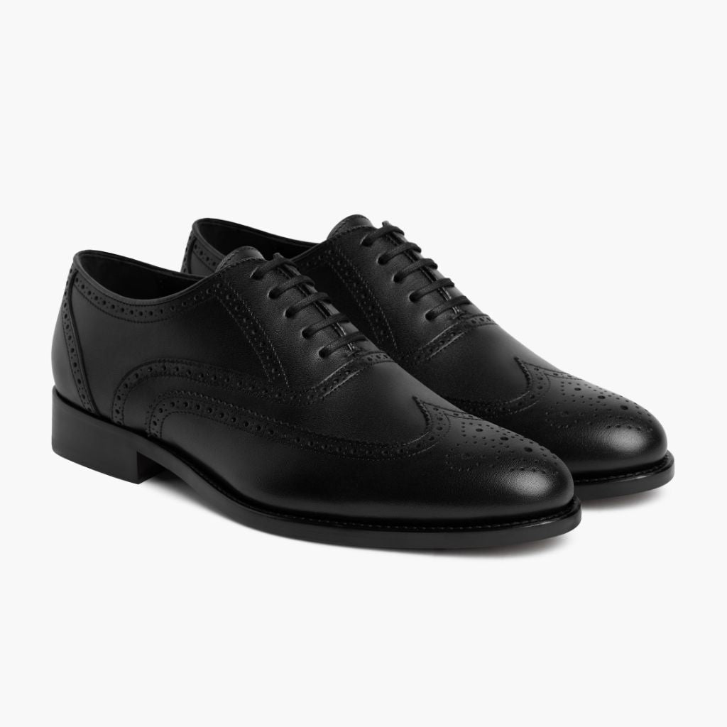 Aviator Negro Mocasines de cuero para Hombre en cuero vacuno negro auténtico - Vista frontal y silueta entallada | Comprar online