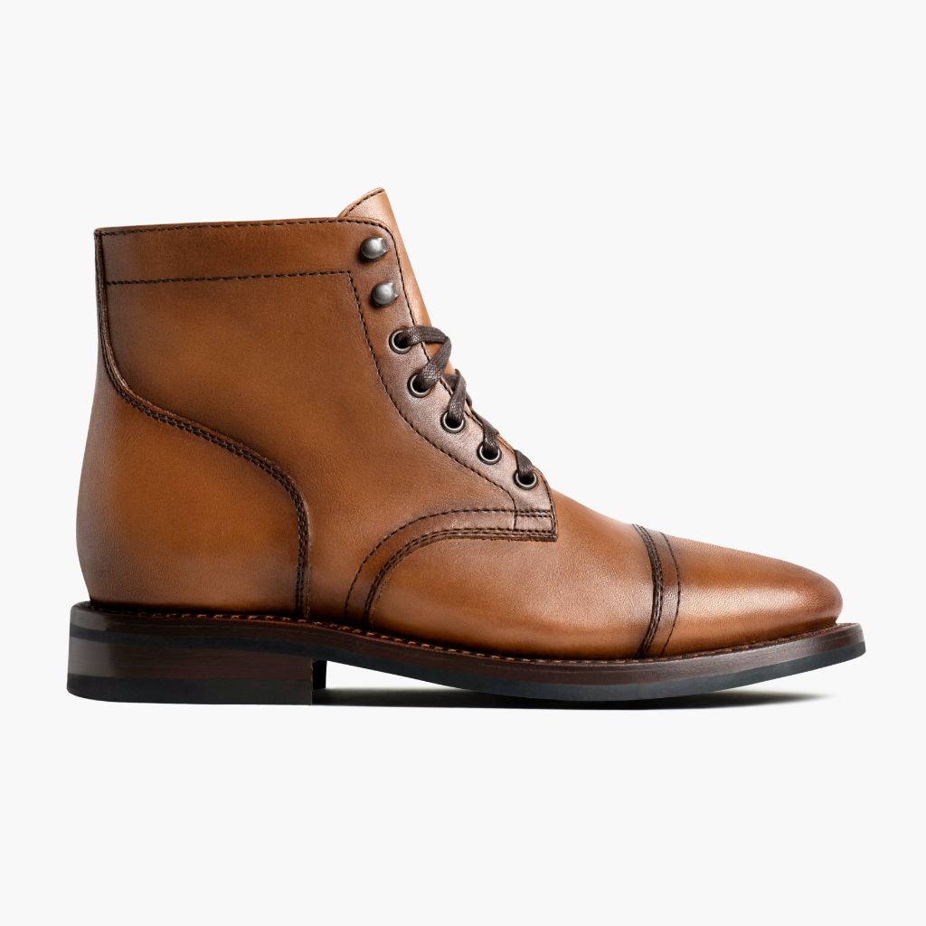 Classic Full-Grain leather Boots - Construcción cosida Goodyear y puntera delantera