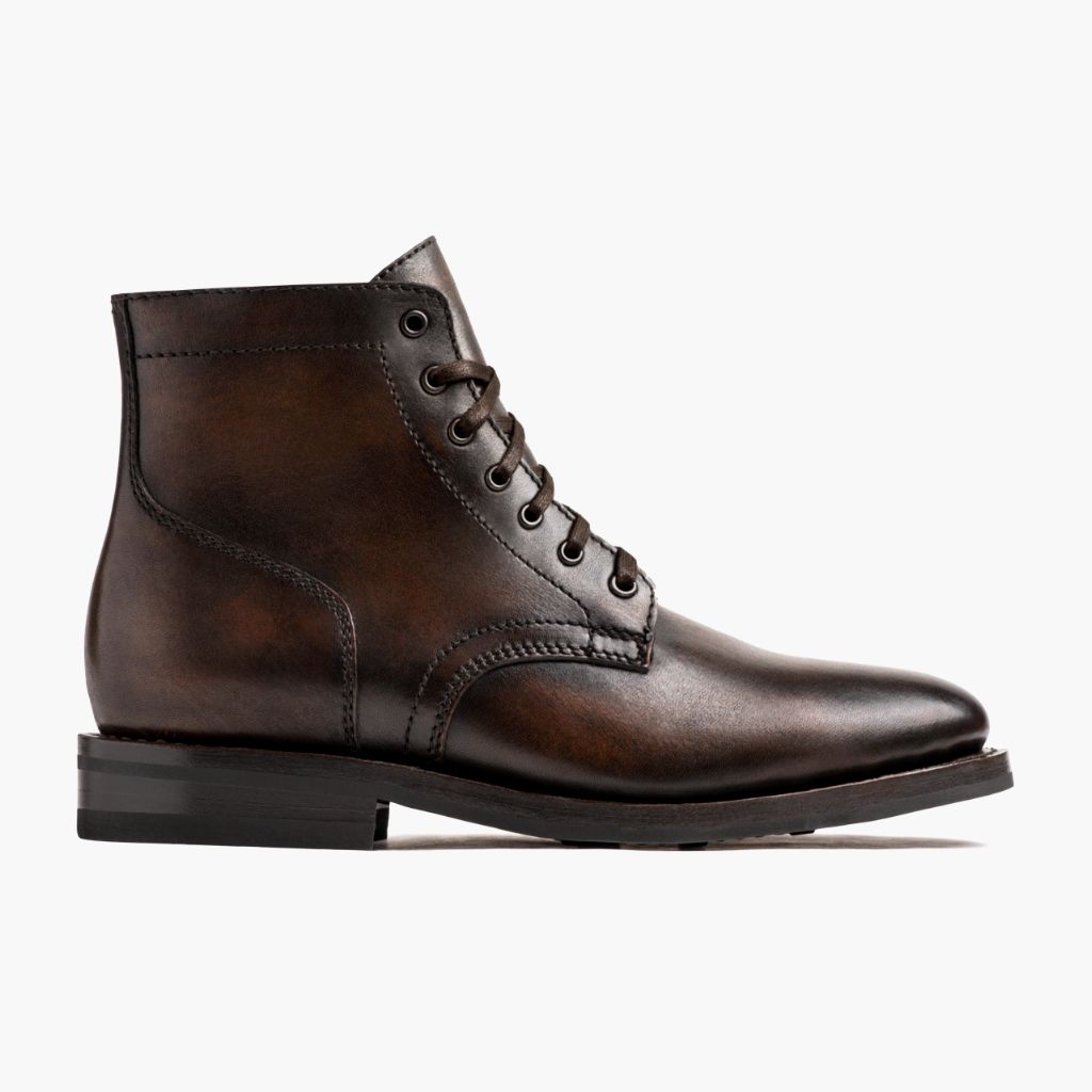 Black Full-Grain leather Boots - Construcción cosida Goodyear y puntera delantera