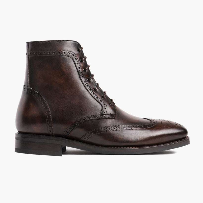 Wingtip Dark Oak Leather Boots para Hombre