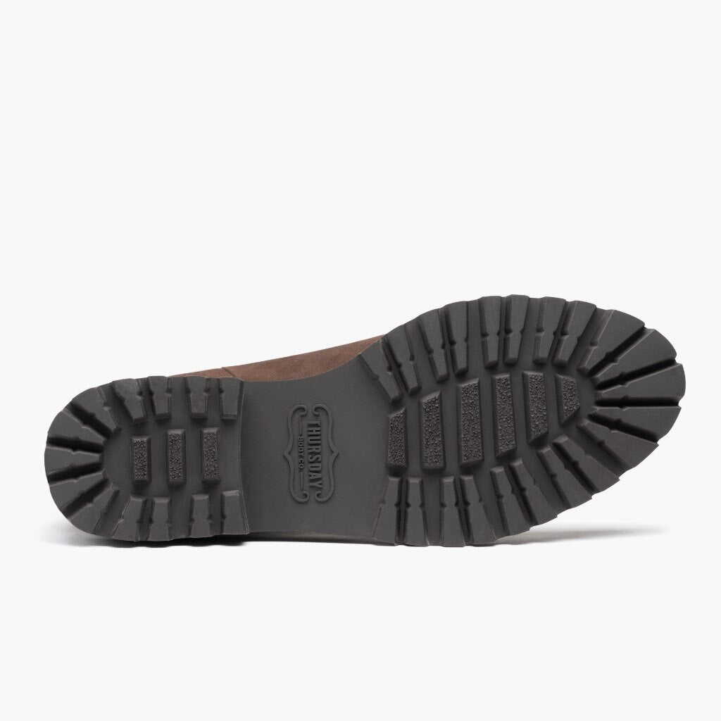 High-Traction Rubber Outsole & Lug Tread Pattern on Legend Truffle Botas de cuero para Mujer