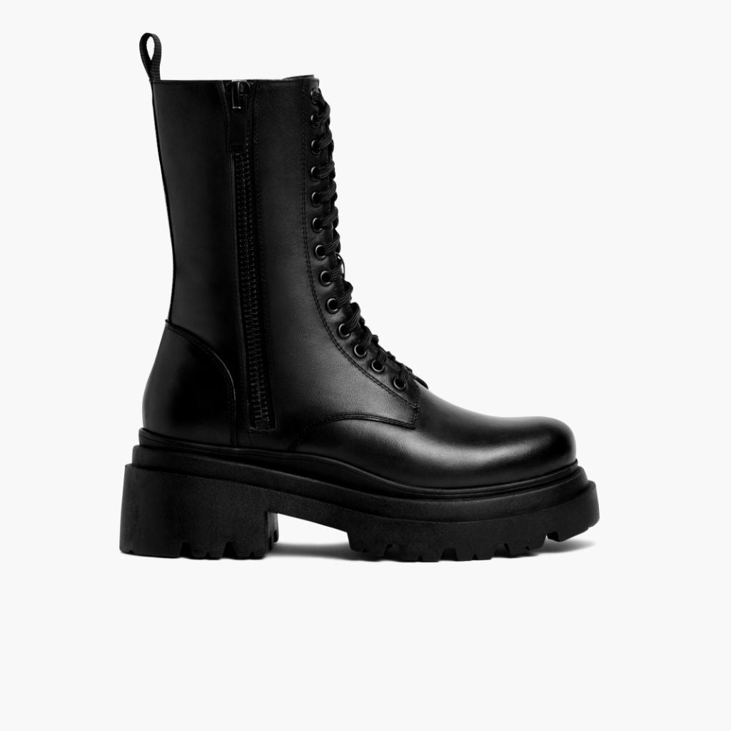 Black Full-Grain leather Boots - Construcción cosida Goodyear y puntera delantera