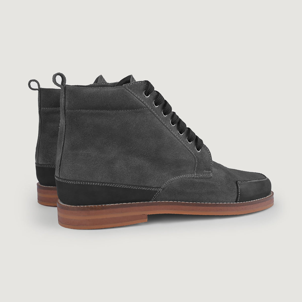 Orlaven Carnell Botas Moc Toe de ante gris para Hombre footwear image 10