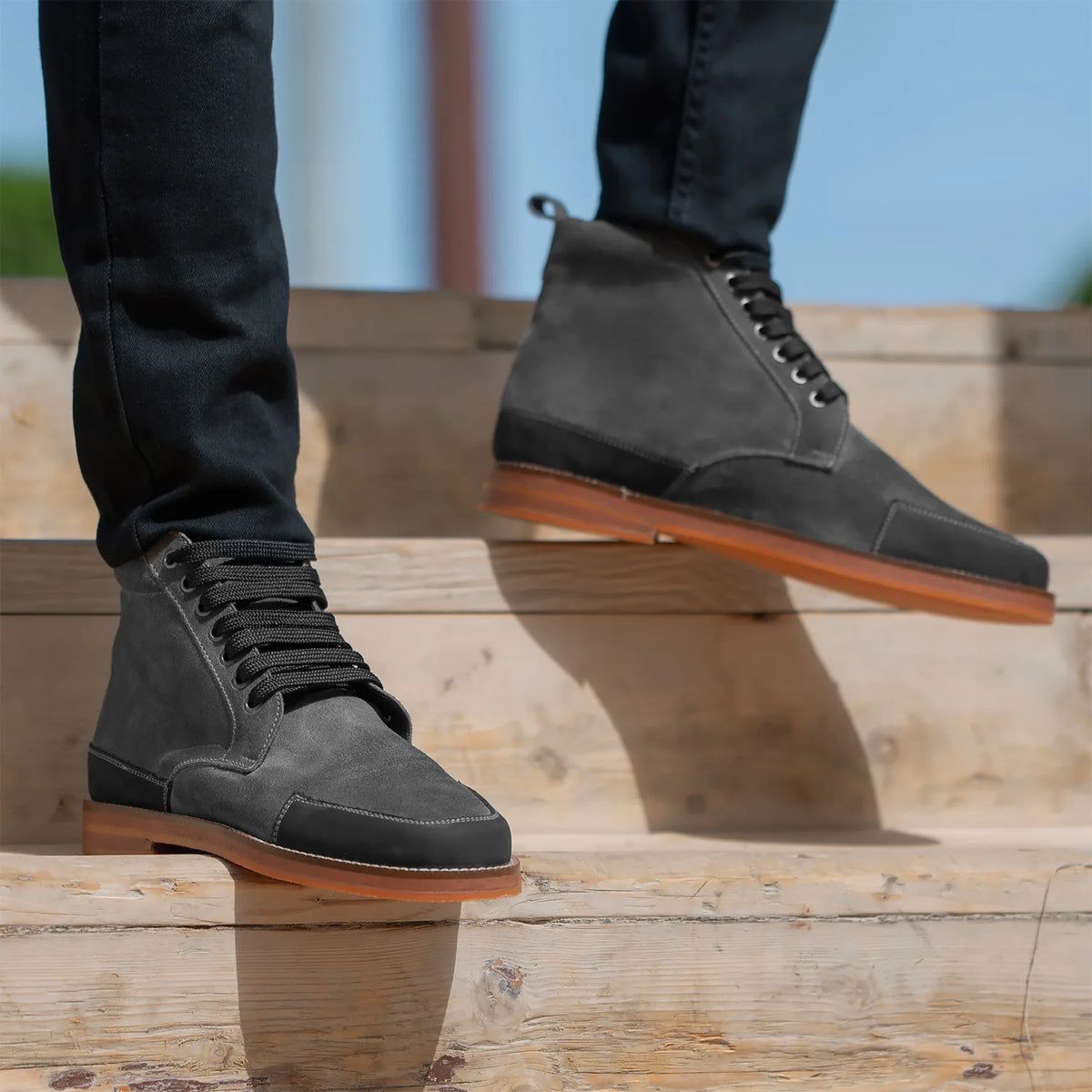 Carnell Botas Moc Toe de ante gris para Hombre - Contrafuerte de talón reforzado y doble costura de precisión