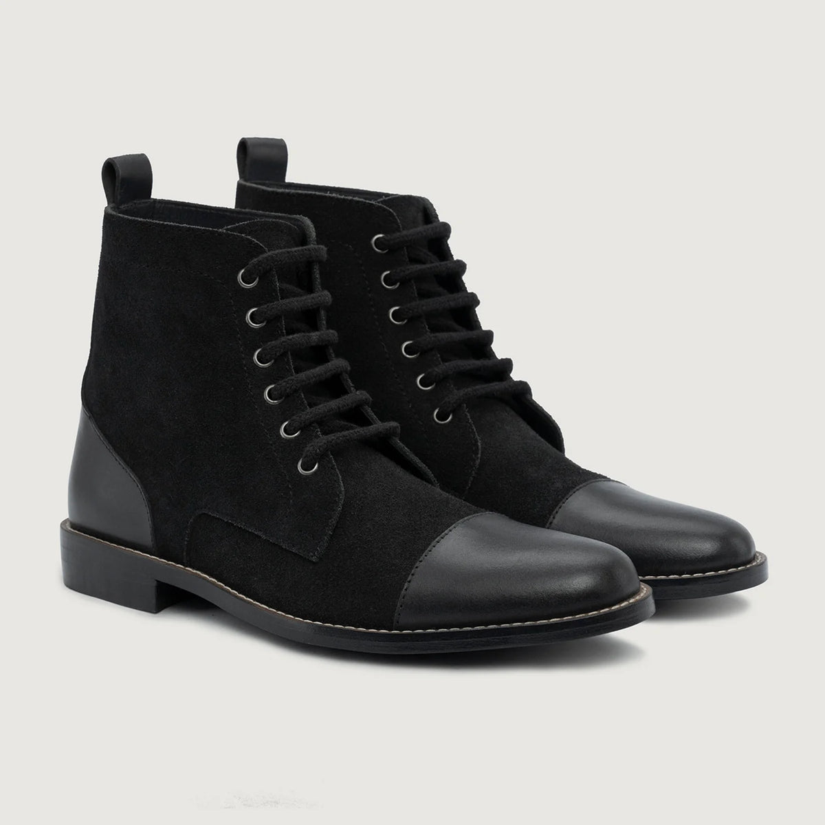 Knight Derby Hybrid Negro Botas de cuero - StudGuard para Hombre en cuero vacuno negro auténtico - Vista de perfil | Comprar online