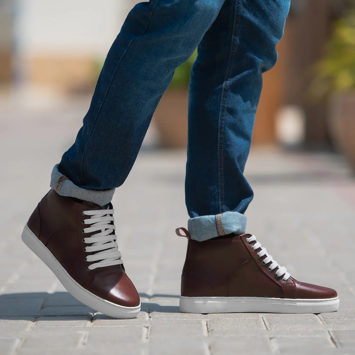 Marty High Top Granate Zapatillas de cuero para Hombre - Contrafuerte de talón reforzado y doble costura de precisión