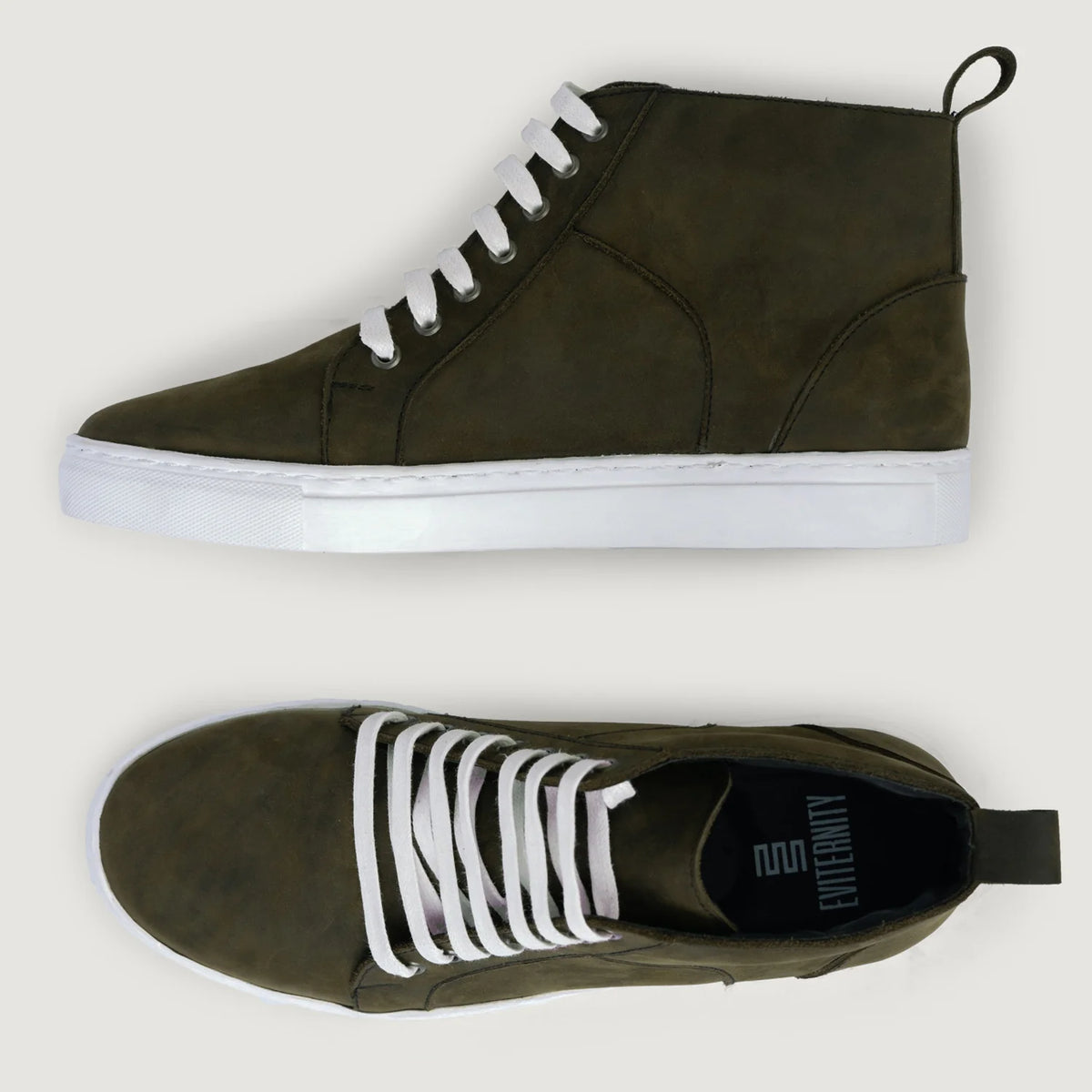 High-Traction Rubber Outsole & Lug Tread Pattern on Marty High Top Olive Pullup Zapatillas de cuero para Hombre For Men