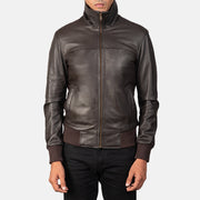 
Air Rolf Mocha Brown Leather Bomber Jacket - Vista lateral mostrando el corte ergonómico de mangas