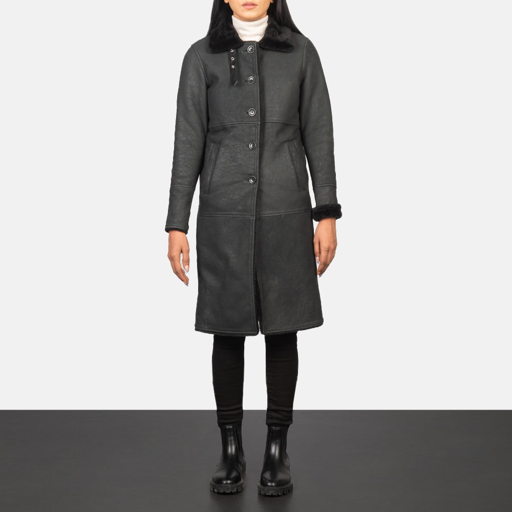 Women's Alina Shearling Negro Abrigo de Cuero para Mujer in Distressed Black Sheepskin Leather - Vista frontal y silueta a medida | Comprar online