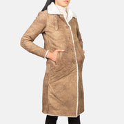 Distressed Brown Sheepskin Leather Aviator Jacket - Vista trasera con ajuste entallado en hombros y bajo impecable