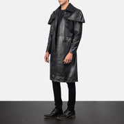 Black Cowhide Leather Trench Coat - Vista trasera con ajuste entallado en hombros y bajo impecable