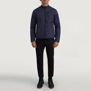 Elliot Azul Lightweight Chaqueta de Cuero para Hombre - Vista de perfil lateral con corte ergonómico de manga