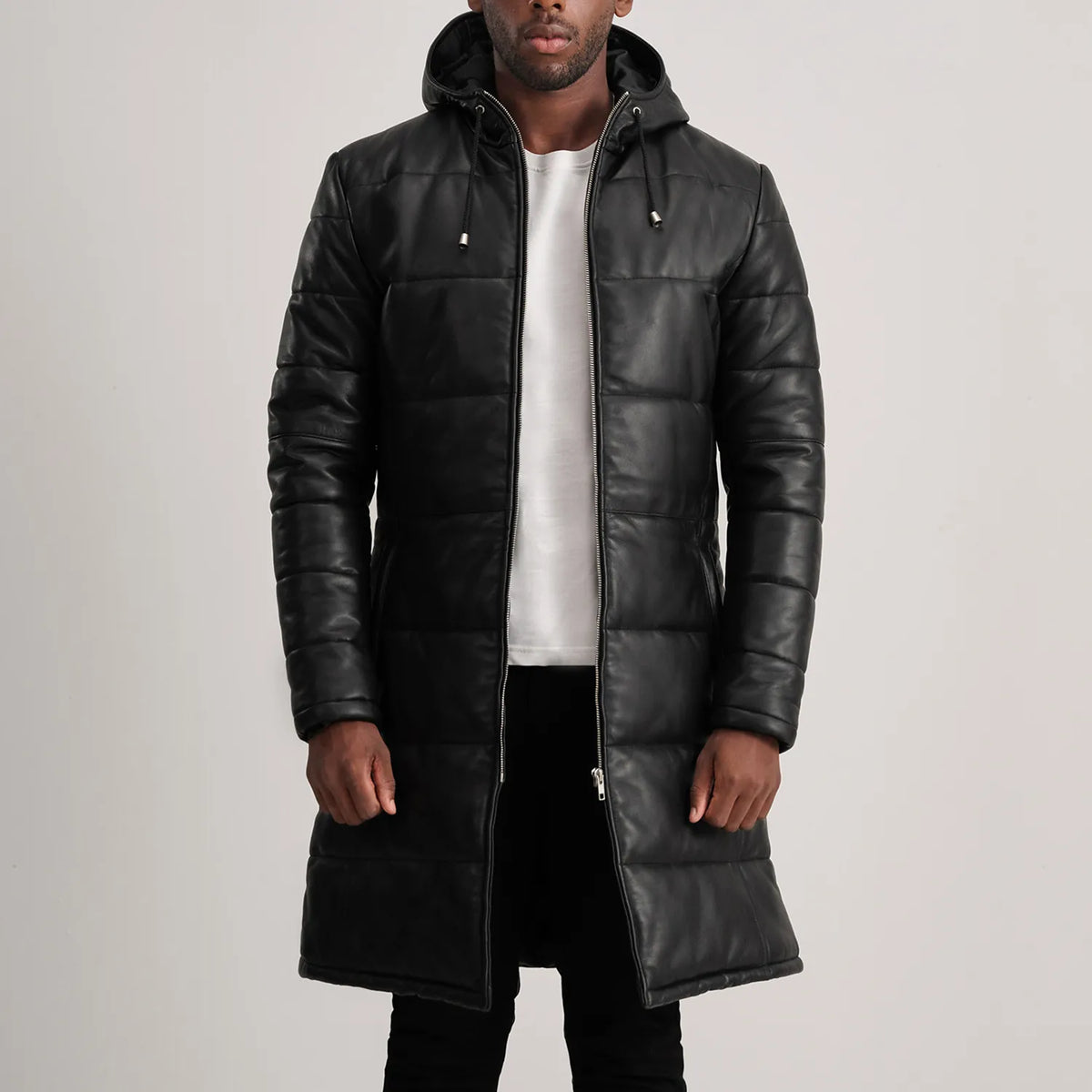 
Floyd Tan Hooded Leather Puffer Coat in Tan Brown Sheepskin Leather - Vista frontal y silueta entallada | Comprar online