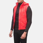 
Red Nylon Leather Vest - Vista posterior con hombros definidos y bajo impecable