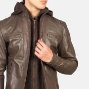 
Vista interior Showing Quilted Polyester Lining & Dos bolsillos interiores de utilidad