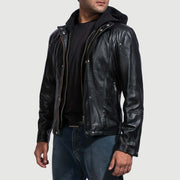 
Black Cowhide Leather Hooded Jacket - Vista posterior con hombros definidos y bajo impecable