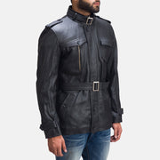 Black Sheepskin leather Coat - Vista trasera con ajuste entallado en hombros y bajo impecable