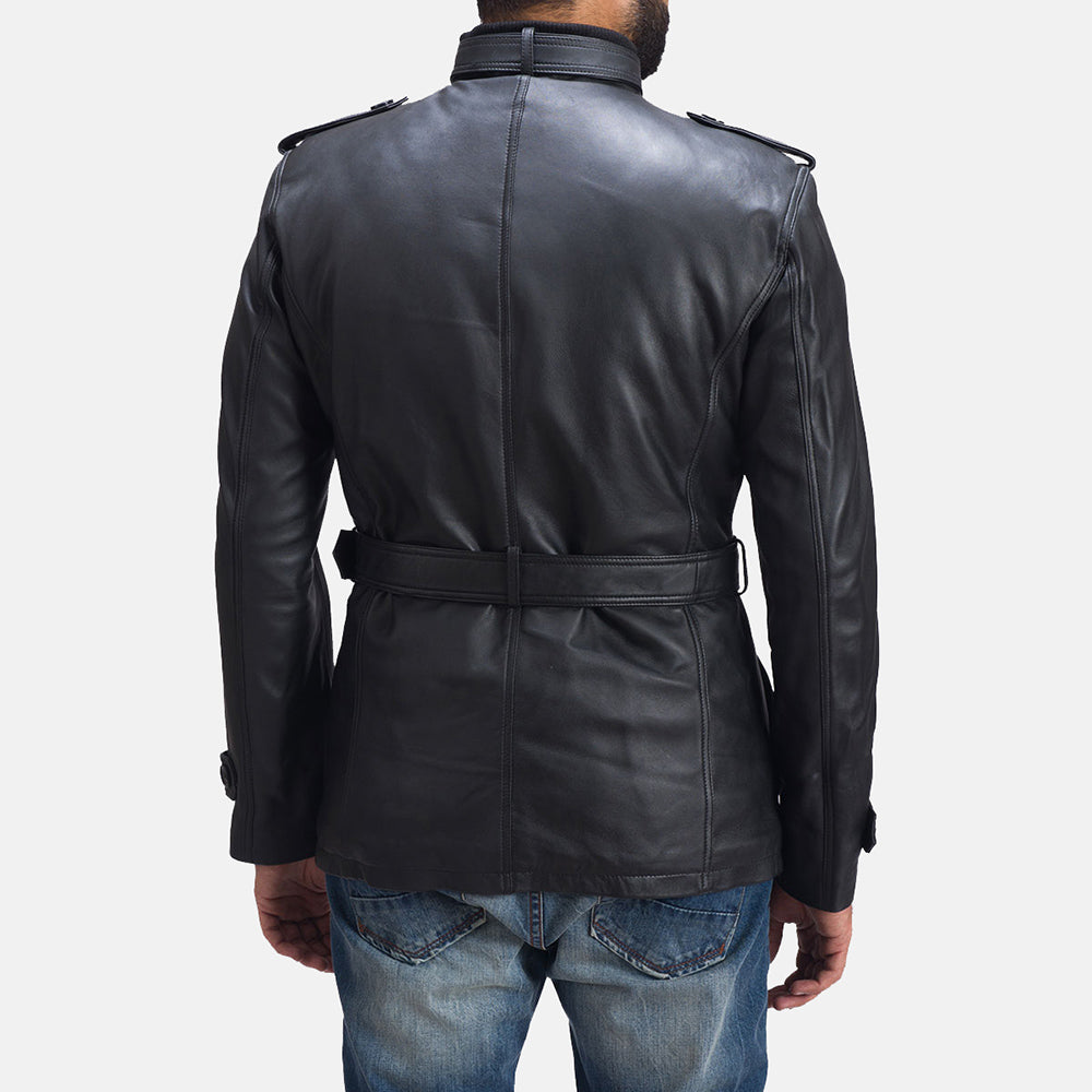 Detalle de cerca of Band with buckle closure &amp; Zipper with button flap and waist belt Hardware on Hunter Negro Chaqueta de Cuero para Hombre