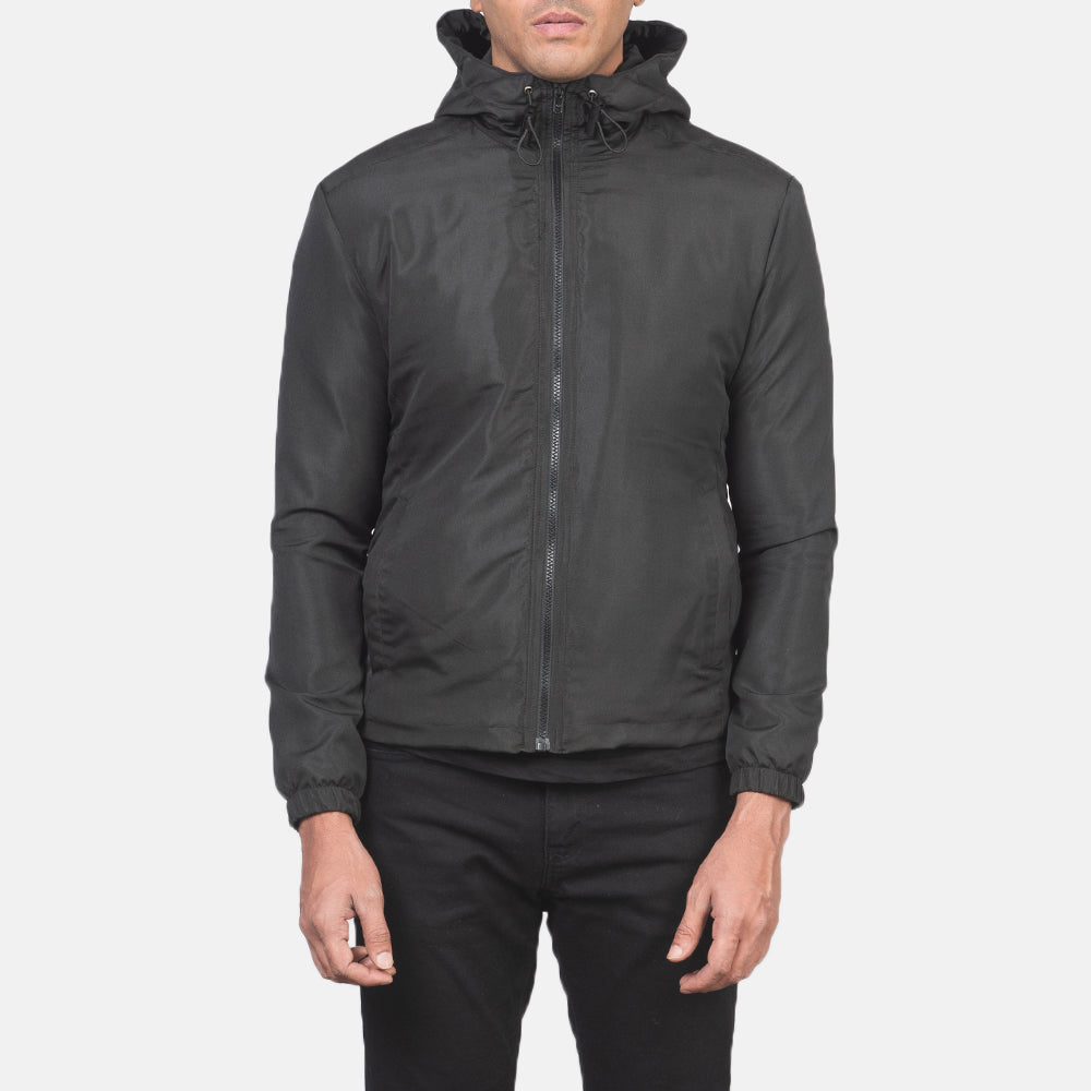 
Vista de detalle of High Neck with Hood & Zipper with wind flap Hardware on Jimmy Negro Hooded Windbreaker Chaqueta de Cuero para Hombre