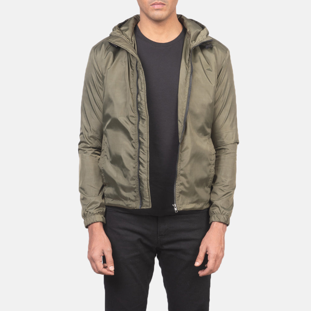 
Jimmy Verde Hooded Windbreaker Chaqueta de Cuero para Hombre in Green Nylon - Vista frontal y silueta entallada | Comprar online