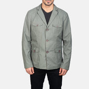 Detalle de cerca of Notch &amp; Button Hardware on Kajetan Gris Safari Chaqueta de Cuero para Hombre