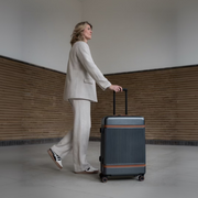 Urban Graphite Large Suitcase Zuna para Mujer, detail view 6