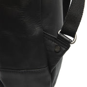 Vista interior Showing Dedicated Padded Laptop Sleeve &amp; Multi-Compartment Organization