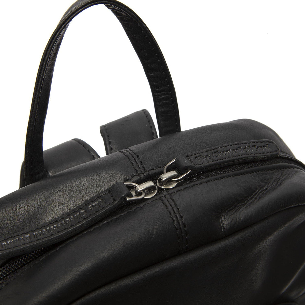 Solid Antique Brass Hardware &amp; Heavy-Duty Dual Zipper Detail on Santana Full-Grain Leather Backpack para Mujer