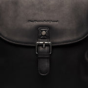 Vermont Full-Grain Leather Backpack para Mujer - Structured Side Profile Showing Gusset Depth &amp; Expansion Capacity