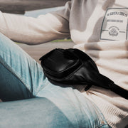 Jack Full-Grain Cinturón de Cuero Bag para Mujer - Structured Side Profile Showing Gusset Depth &amp; Expansion Capacity