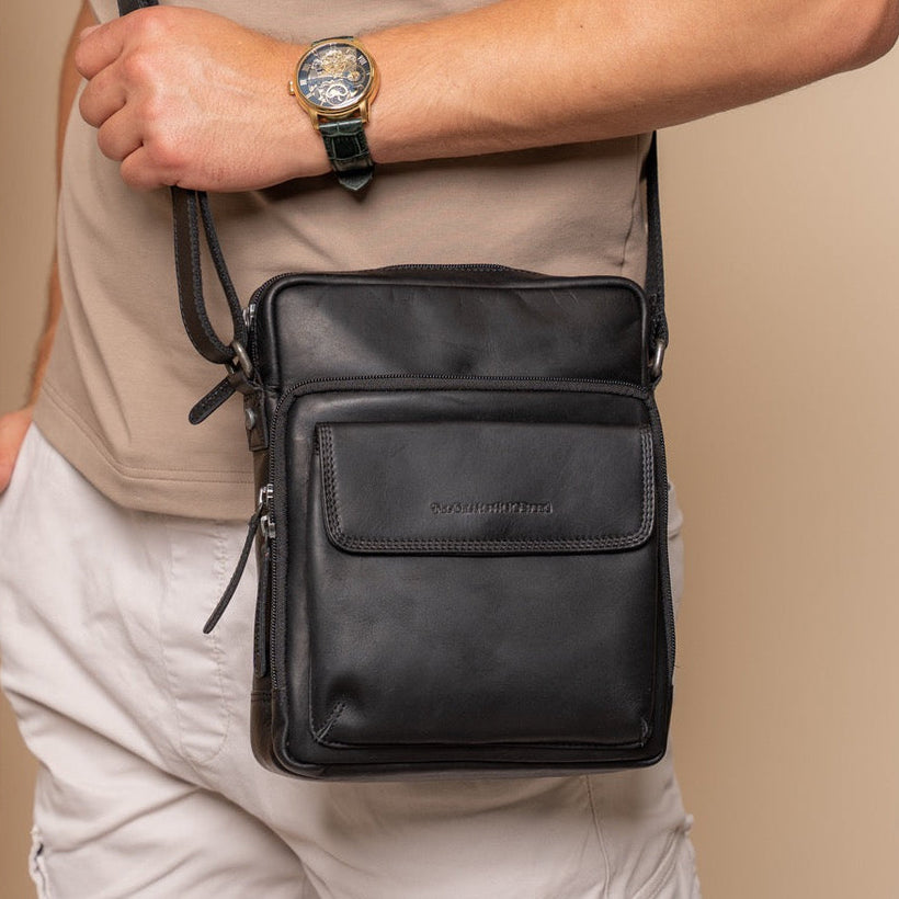 Montira Full-Grain Leather Crossbody Bag para Hombre