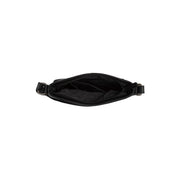 
Solid Antique Brass Hardware & Heavy-Duty Dual Zipper Detail on Navene Bandolera de cuero flor