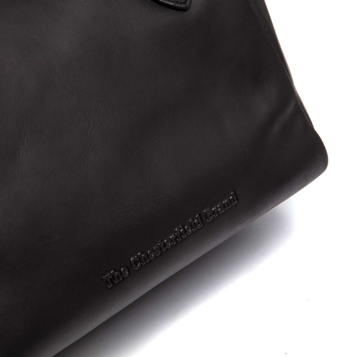 Chili Full-Grain Leather Handbag para Mujer - Vista de perfil lateral con corte ergonómico de manga