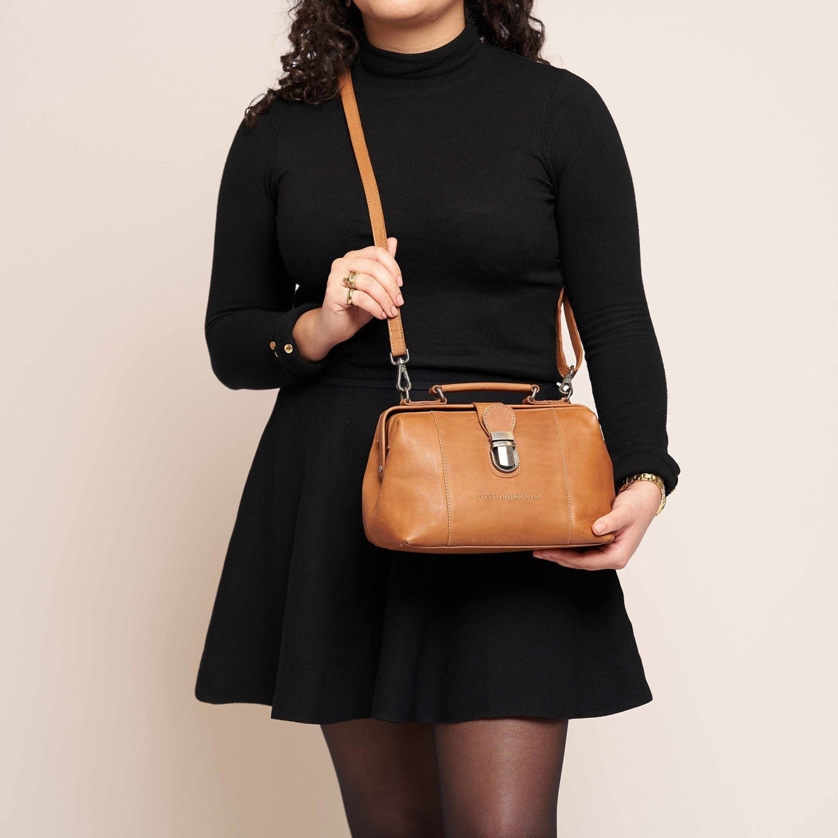 
Rachael Bolso de mano de cuero flor - Natural Daylight Drape