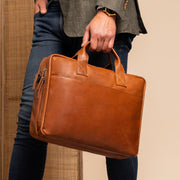 Frazer Full-Grain Leather Laptop Bag para Mujer – Vista alternativa del producto 2