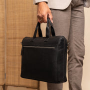 Levanto Full-Grain Leather Laptop Bag para Mujer - Structured Side Profile Showing Gusset Depth &amp; Expansion Capacity
