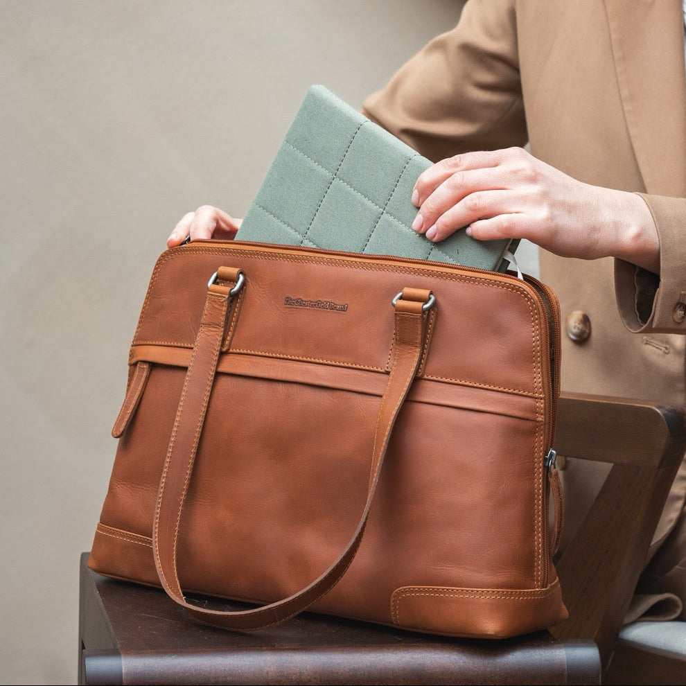 Branson Full-Grain Leather Shoulder Bag para Mujer – Vista alternativa del producto 2