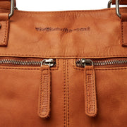 Vista interior Showing Dedicated Padded Laptop Sleeve &amp; Multi-Compartment Organization