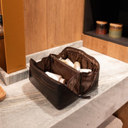 Elmia Full-Grain Leather Toiletry Bag para Mujer – Vista alternativa del producto 2