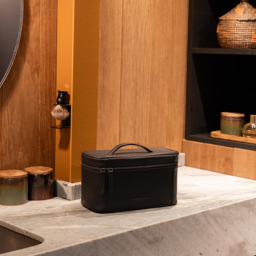 Limone Full-Grain Leather Toiletry Bag para Mujer