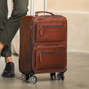 Classic 100% Full-Grain leather Goods - Vista trasera con ajuste entallado en hombros y bajo impecable
