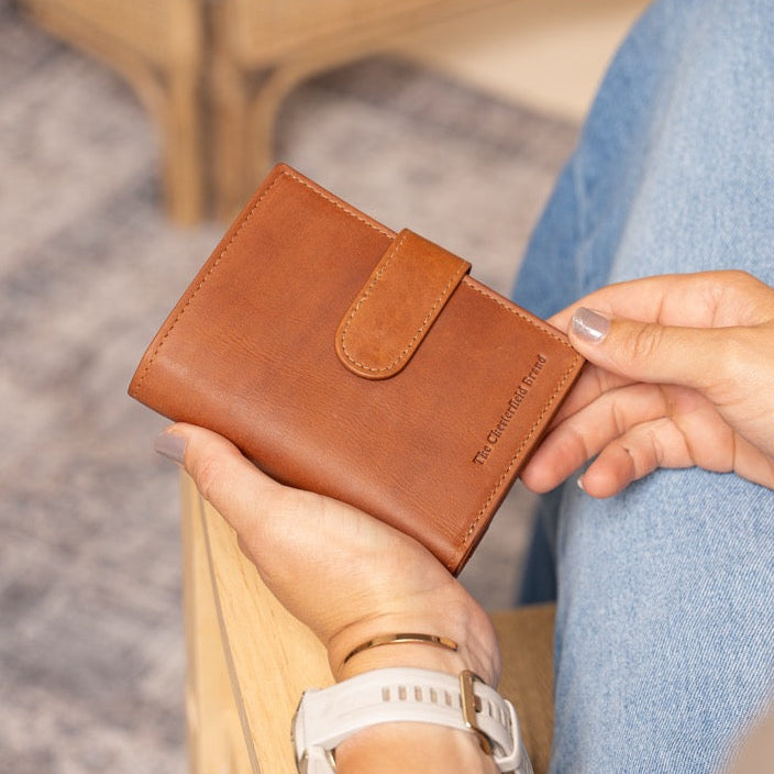 Ruby Full-Grain Cartera de Cuero para Mujer – Vista alternativa del producto 2