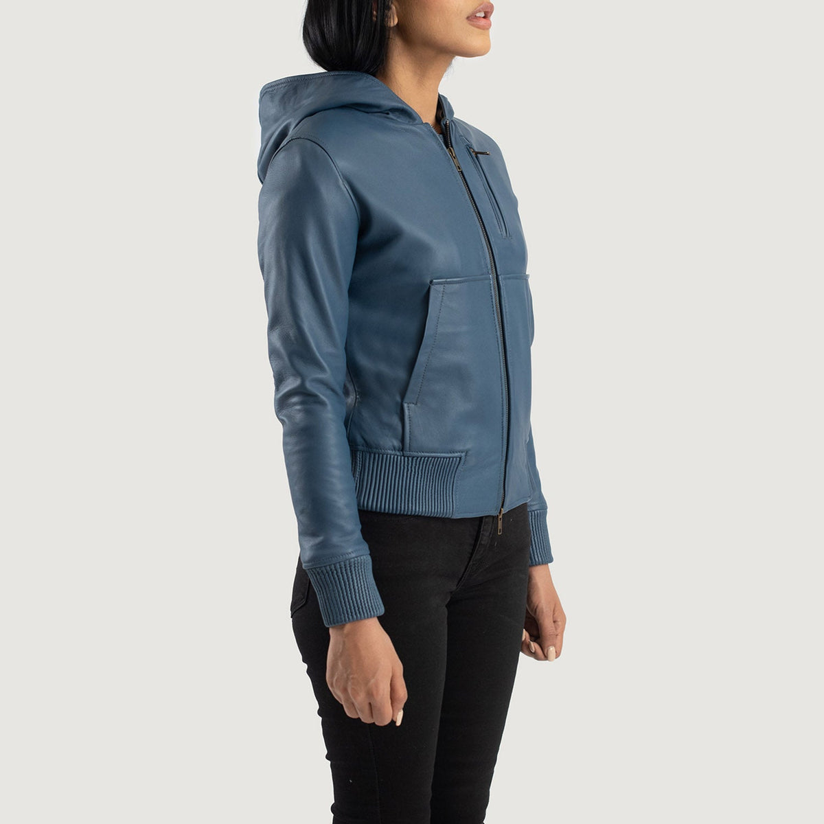Blue Sheepskin Leather Bomber Jacket - Vista trasera con ajuste entallado en hombros y bajo impecable