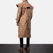 Men's Maverick Marrón Leather Duster para Hombre - Vista de perfil lateral con corte ergonómico de manga