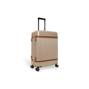 Medium Suitcase Zuna para Mujer in Classic 100% Full-Grain Leather - Vista frontal y silueta a medida | Comprar online