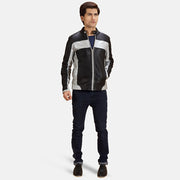 Detalle de cerca of Band with snap button &amp; Zipper Hardware on Randolf Silver Negro Chaqueta Biker de Cuero para Hombre